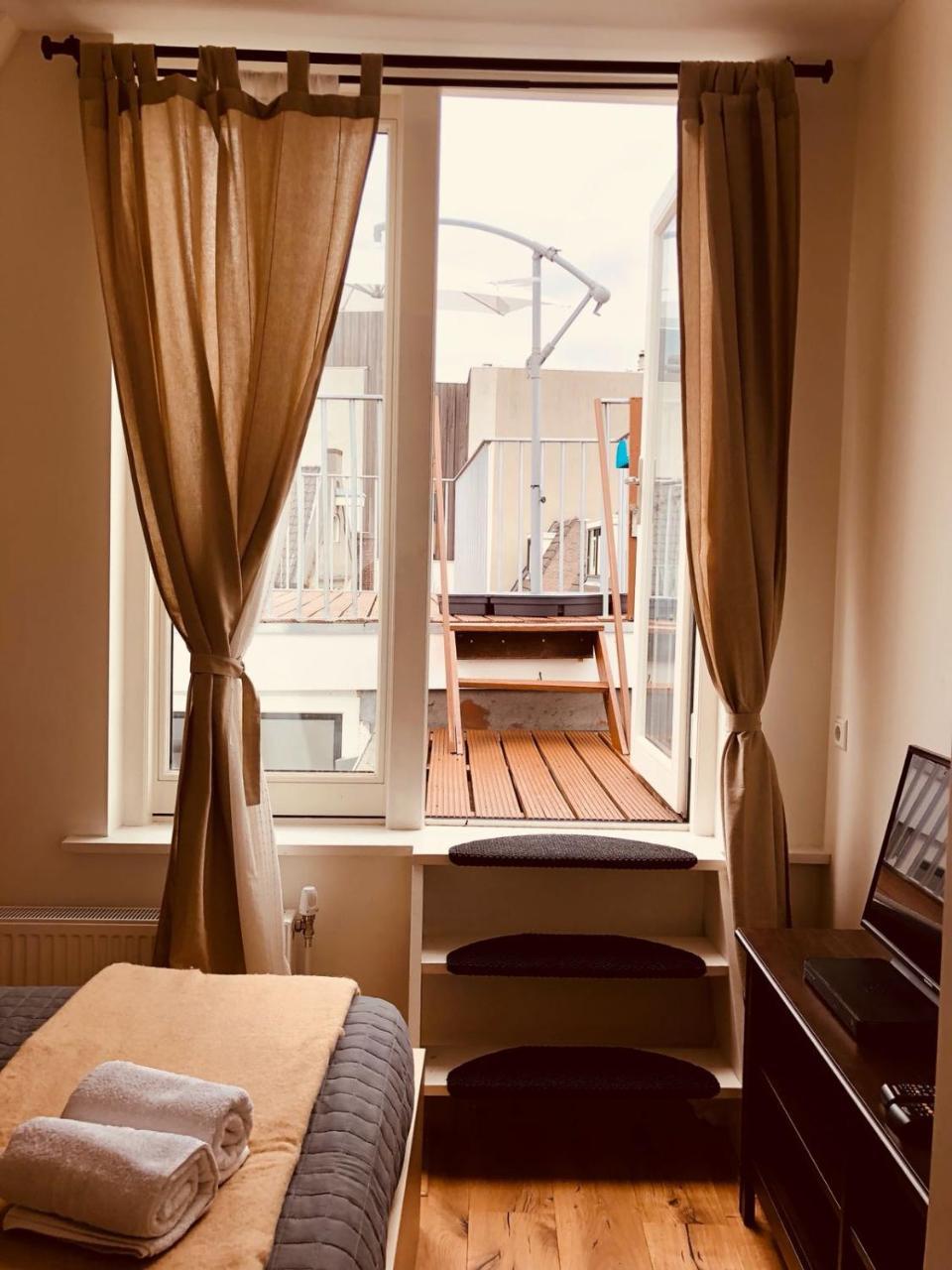 A'Dam Rooftop Lux Bed & Breakfast Amsterdam Eksteriør bilde